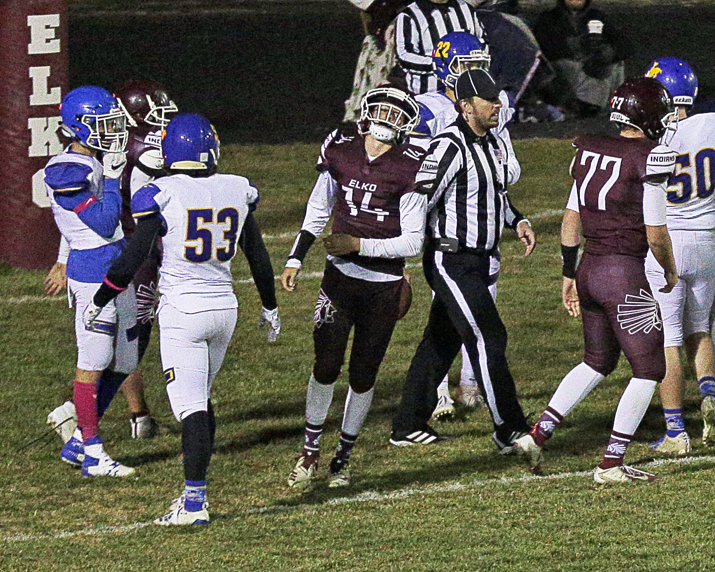 Lowry at Elko Football 32.jpg